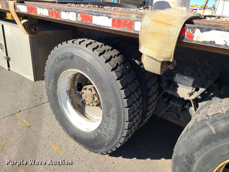 image for item DN2597 2012 International WorkStar 7500  crane truck