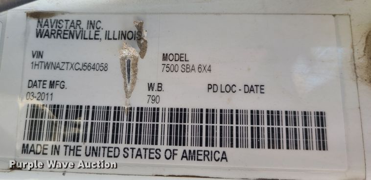 image for item DN2597 2012 International WorkStar 7500  crane truck