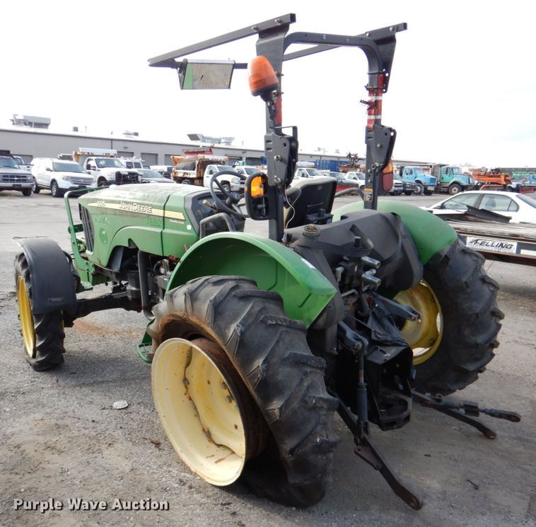 image for item DN2598 2006 John Deere 5325  MFWD tractor