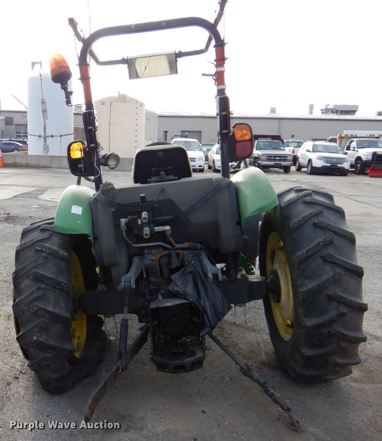 image for item DN2598 2006 John Deere 5325  MFWD tractor