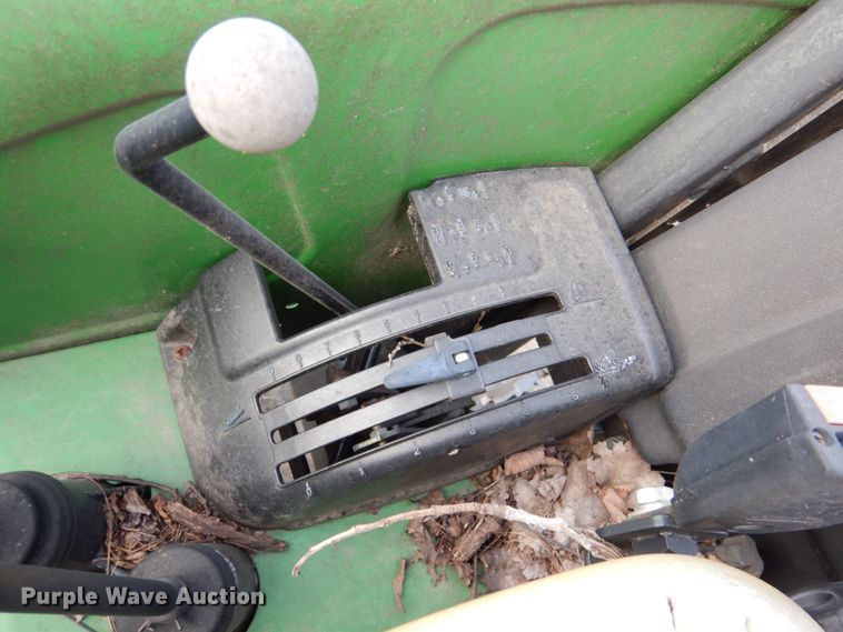 image for item DN2598 2006 John Deere 5325  MFWD tractor