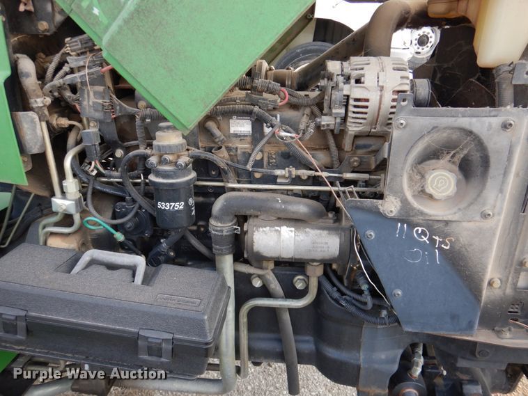 image for item DN2598 2006 John Deere 5325  MFWD tractor