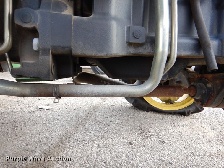 image for item DN2598 2006 John Deere 5325  MFWD tractor