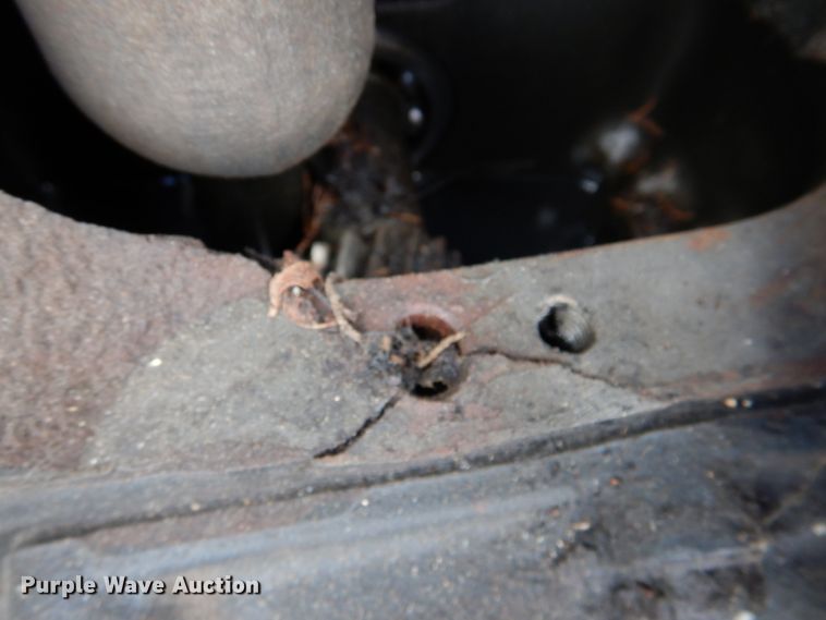 image for item DN2598 2006 John Deere 5325  MFWD tractor