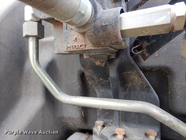 image for item DN2598 2006 John Deere 5325  MFWD tractor