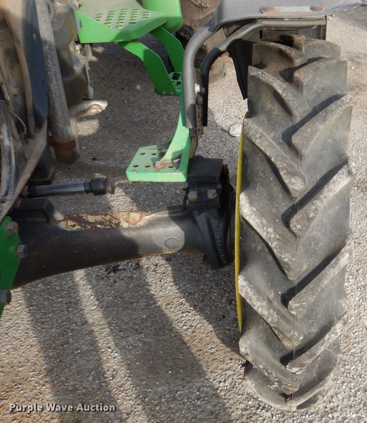 image for item DN2598 2006 John Deere 5325  MFWD tractor