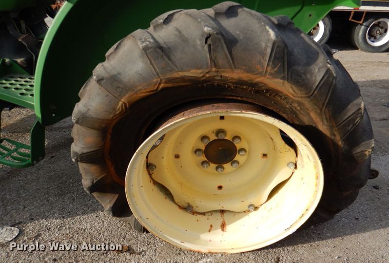 image for item DN2598 2006 John Deere 5325  MFWD tractor