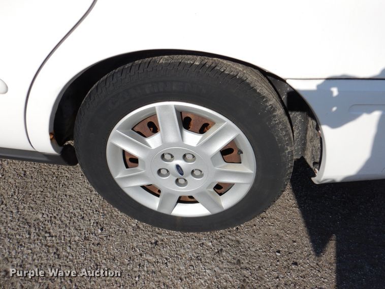 image for item DN2599 2007 Ford Taurus SE