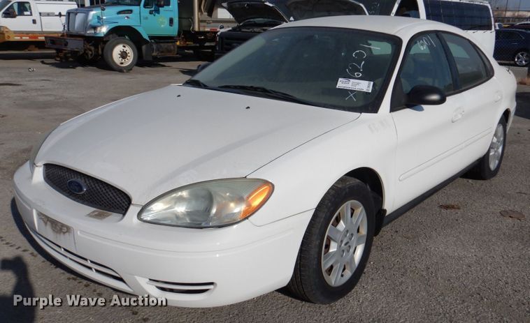 image for item DN2600 2007 Ford Taurus SE