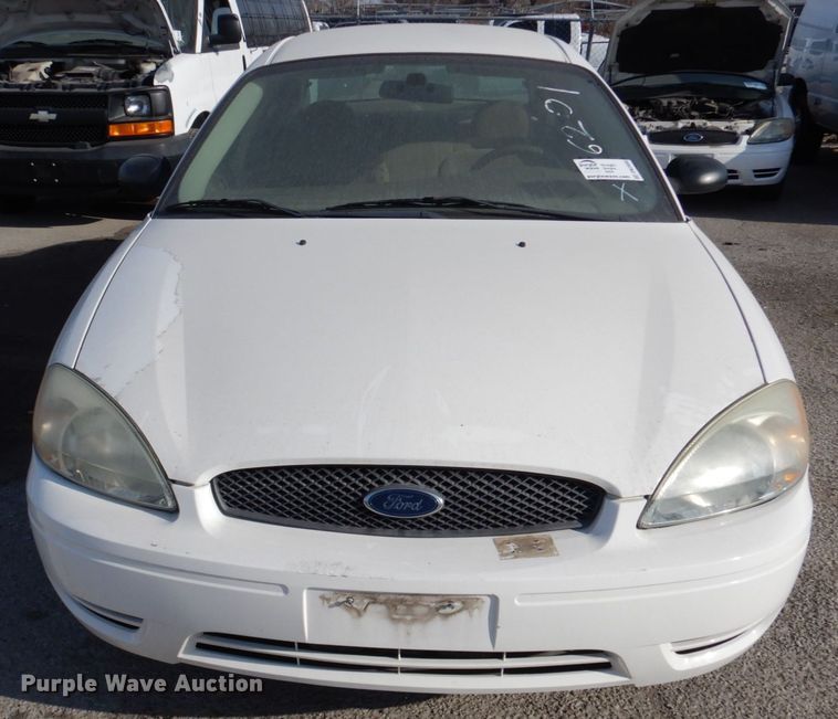 image for item DN2600 2007 Ford Taurus SE