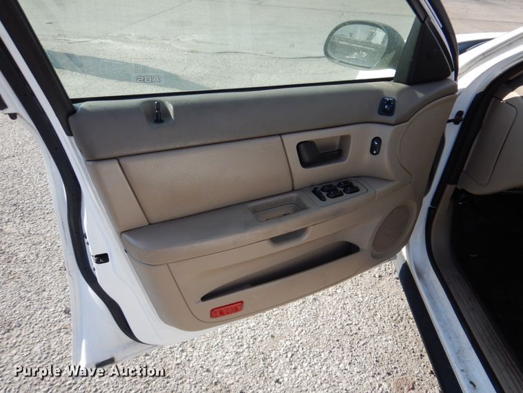 image for item DN2600 2007 Ford Taurus SE