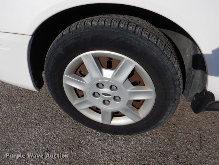 image for item DN2600 2007 Ford Taurus SE