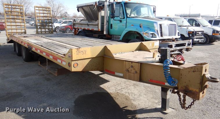 image for item DN2602 2013 Interstate 24DTA  equipment trailer