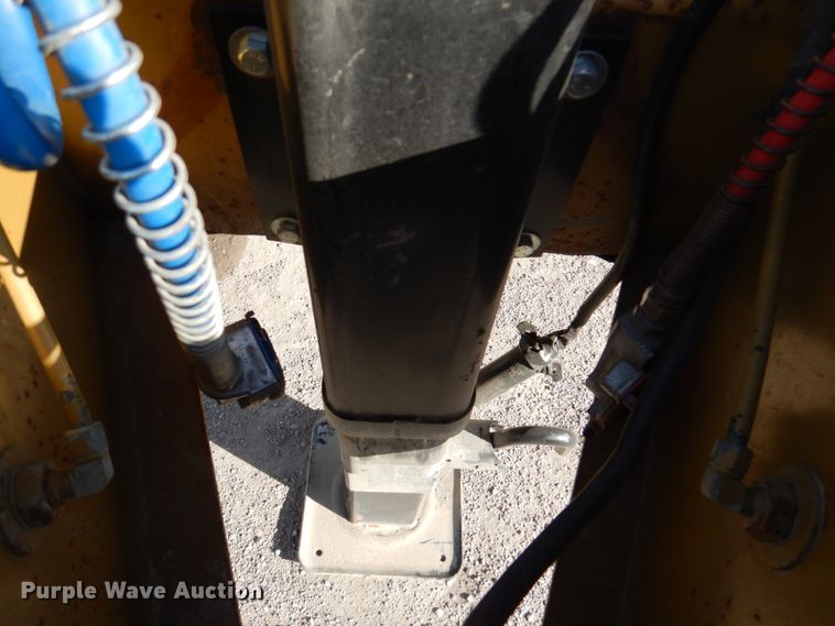 image for item DN2602 2013 Interstate 24DTA  equipment trailer