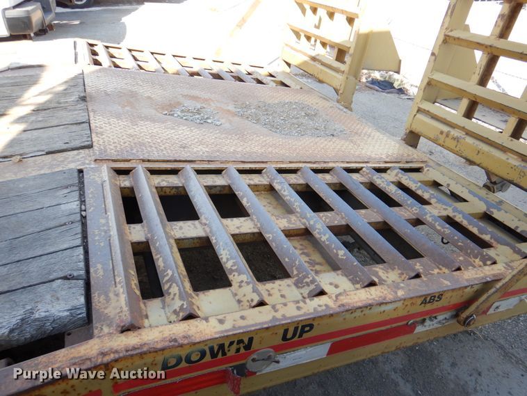 image for item DN2602 2013 Interstate 24DTA  equipment trailer