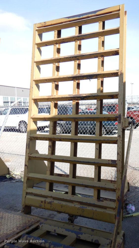 image for item DN2602 2013 Interstate 24DTA  equipment trailer