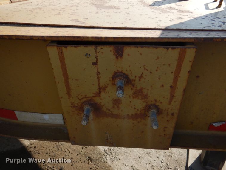 image for item DN2602 2013 Interstate 24DTA  equipment trailer