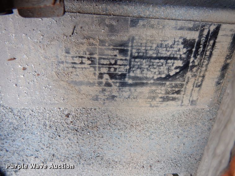 image for item DN2604 1999 International 4900  dump truck