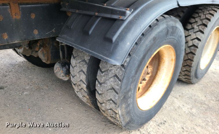 image for item DN2605 2009 International WorkStar 7600  dump truck