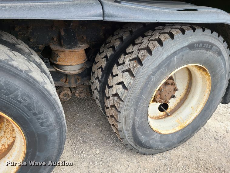 image for item DN2605 2009 International WorkStar 7600  dump truck