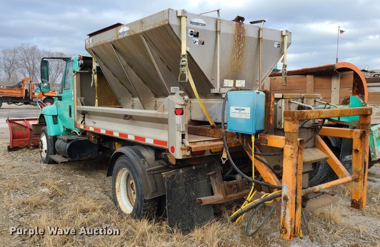 image for item DN2606 2007 International 7300  dump truck