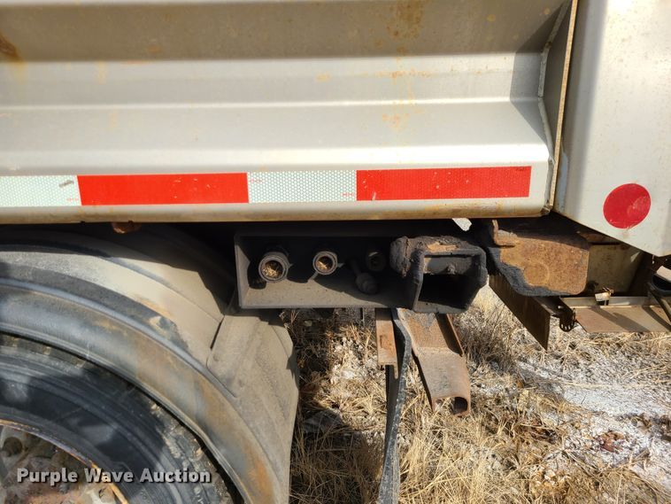 image for item DN2606 2007 International 7300  dump truck