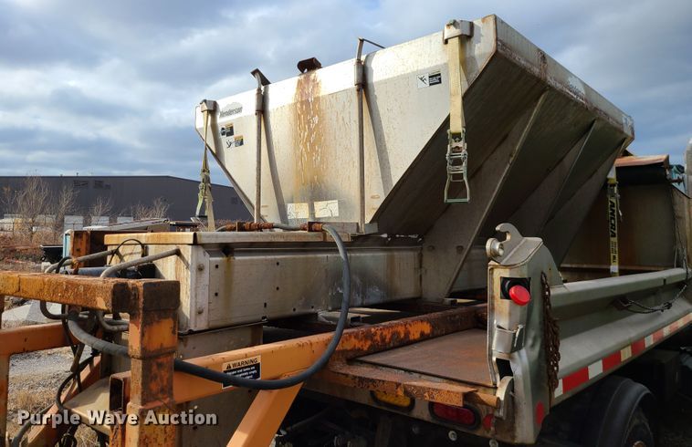 image for item DN2606 2007 International 7300  dump truck