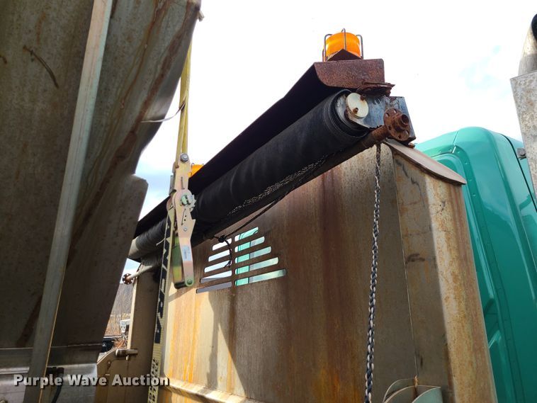 image for item DN2606 2007 International 7300  dump truck