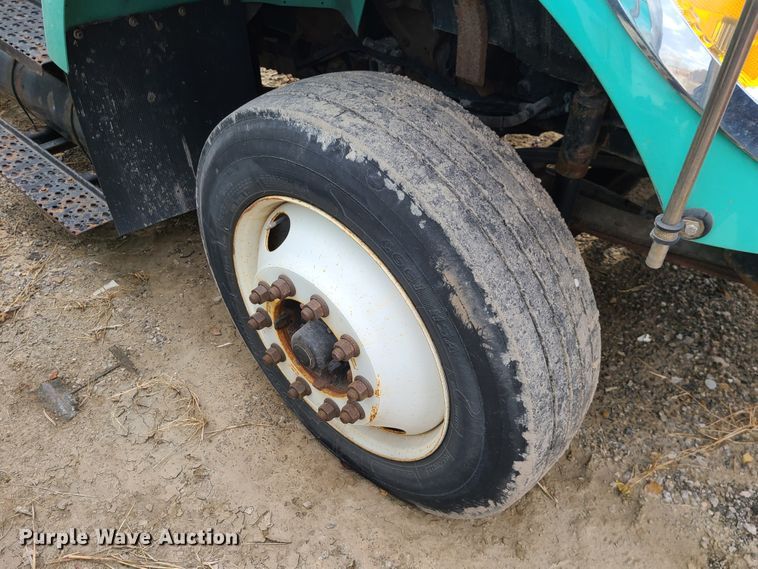 image for item DN2606 2007 International 7300  dump truck