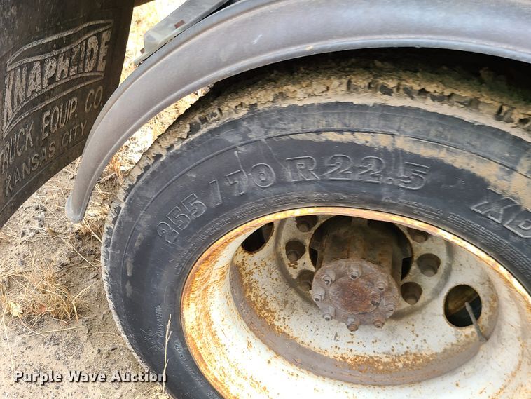 image for item DN2606 2007 International 7300  dump truck