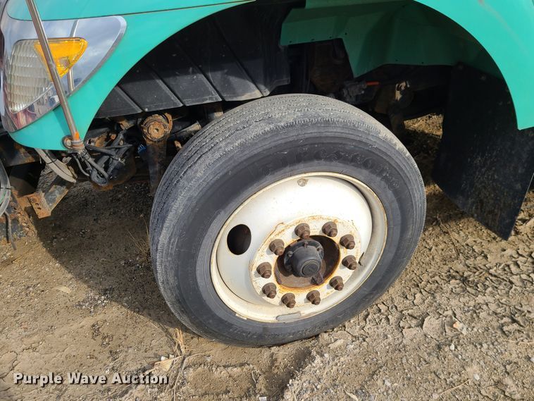 image for item DN2606 2007 International 7300  dump truck