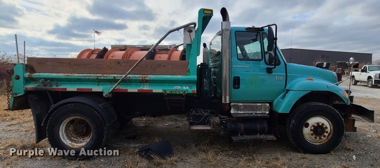 image for item DN2607 2007 International 7400  dump truck
