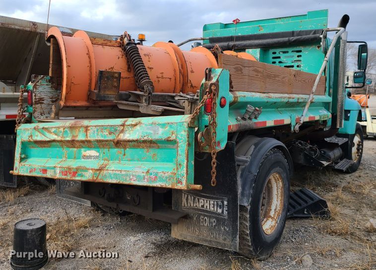 image for item DN2607 2007 International 7400  dump truck