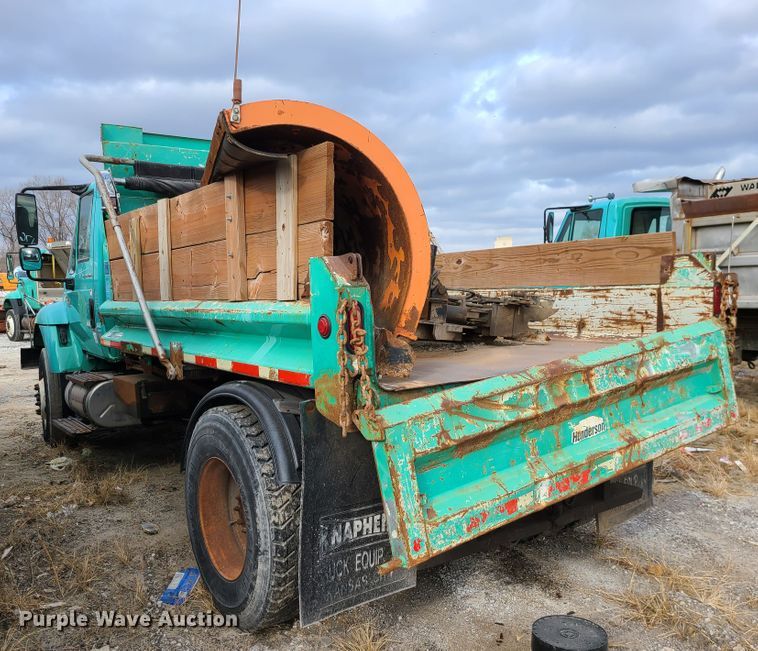image for item DN2607 2007 International 7400  dump truck