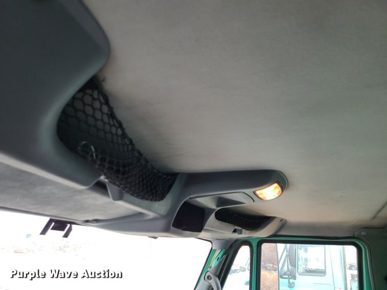 image for item DN2607 2007 International 7400  dump truck