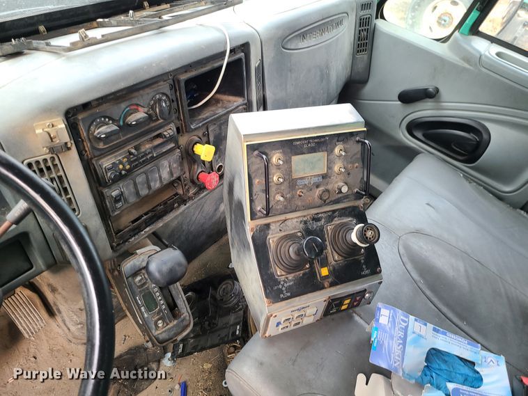 image for item DN2607 2007 International 7400  dump truck