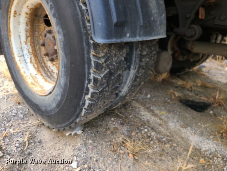 image for item DN2607 2007 International 7400  dump truck