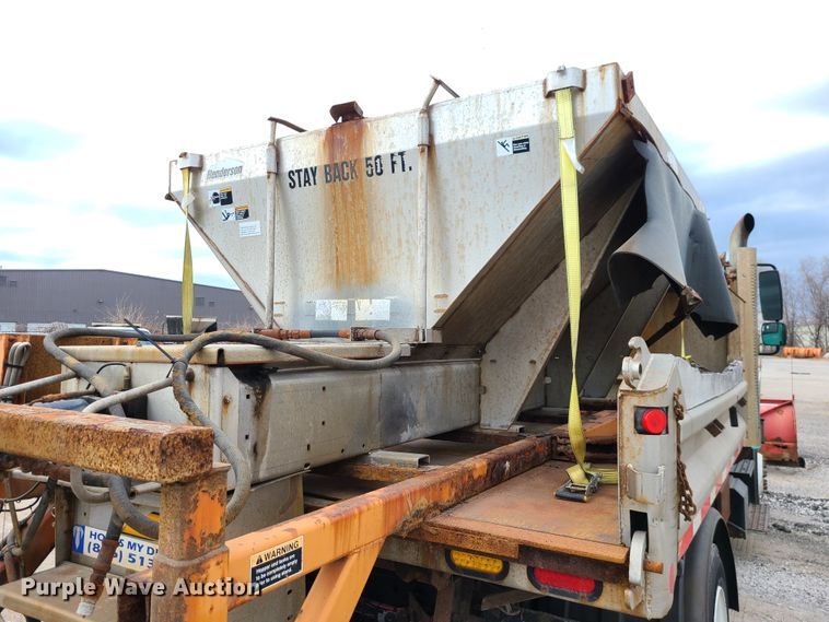 image for item DN2608 2007 International 7300  dump truck