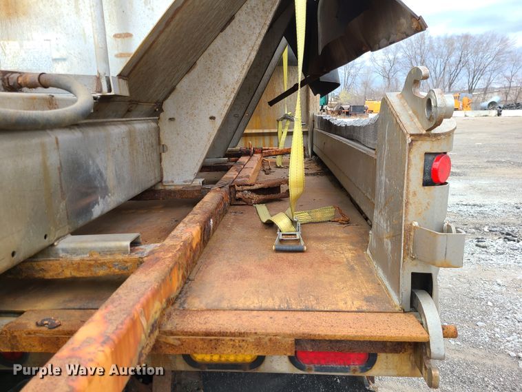 image for item DN2608 2007 International 7300  dump truck