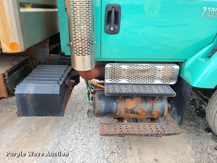 image for item DN2608 2007 International 7300  dump truck