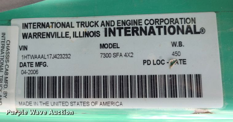 image for item DN2608 2007 International 7300  dump truck