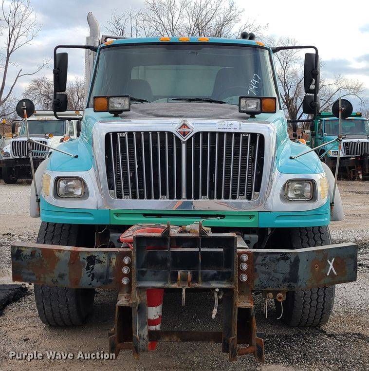 image for item DN2609 2007 International 7600  dump truck