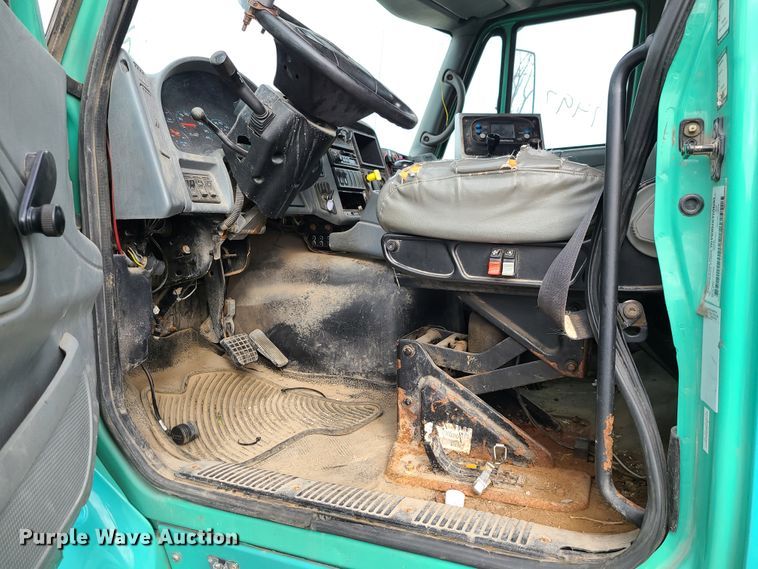 image for item DN2609 2007 International 7600  dump truck