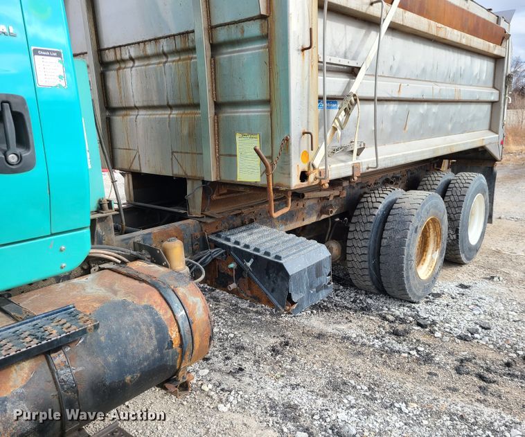 image for item DN2609 2007 International 7600  dump truck