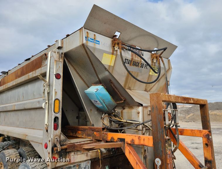 image for item DN2609 2007 International 7600  dump truck