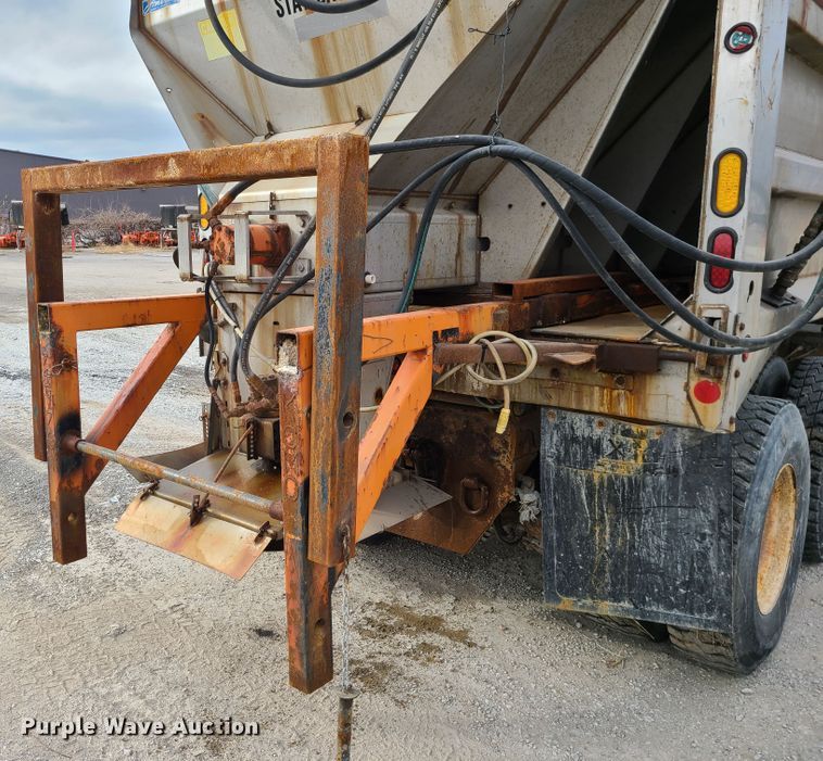 image for item DN2609 2007 International 7600  dump truck