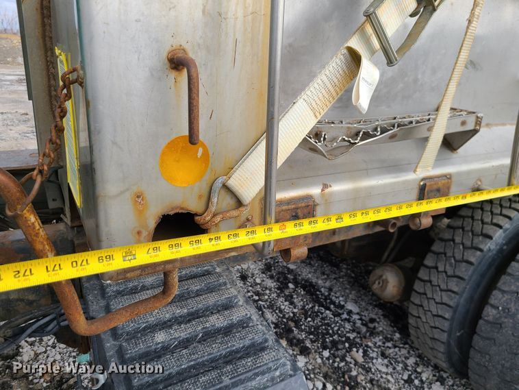 image for item DN2609 2007 International 7600  dump truck