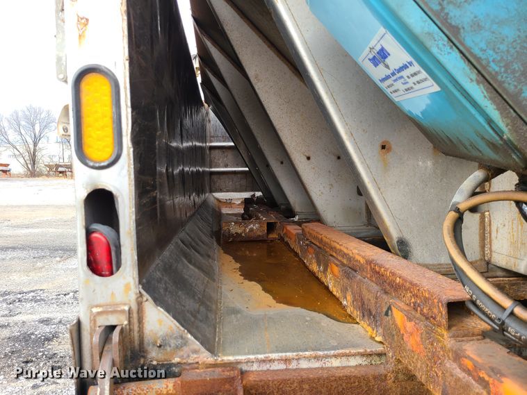 image for item DN2609 2007 International 7600  dump truck
