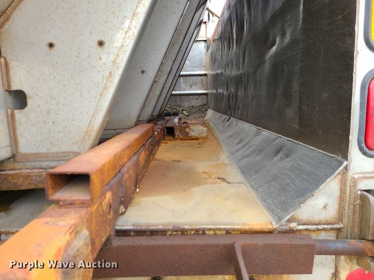 image for item DN2609 2007 International 7600  dump truck