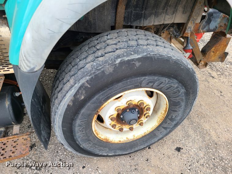 image for item DN2609 2007 International 7600  dump truck